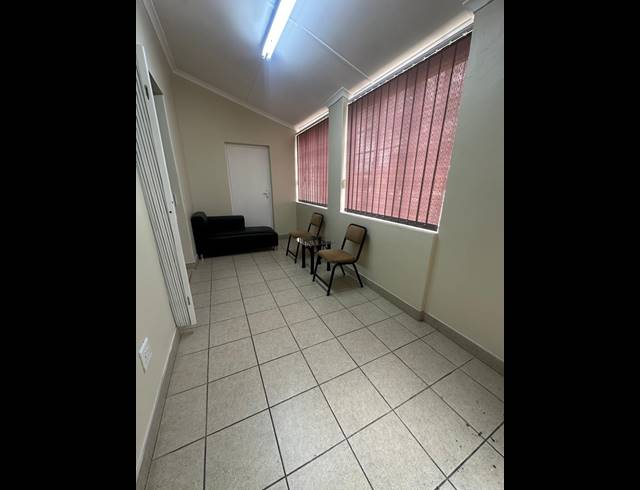 300M² BUSINESS TO LET IN PIETERMARITZBURG CENTRAL